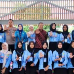 Foto bersama peserta Pertemuan Forum Anak Daerah (FAD) di Ruang Terbuka Hijau (RTH) Karijawa, Kamis (12/2/2026).